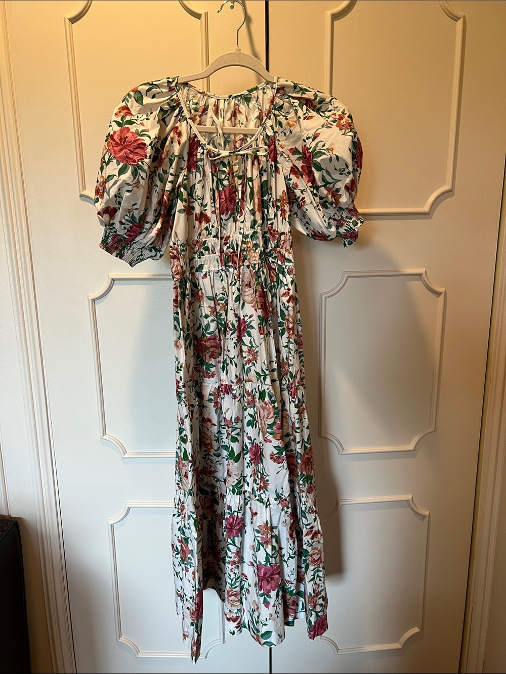 NWT Anthropologie Somerset Maxi Dress in Cream with Pink & Green Roses